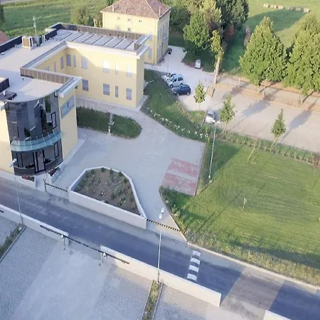 Residenze Parmensi Appartement
